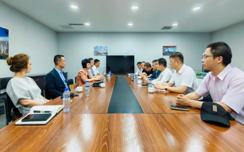 榮程集團(tuán)黨委書(shū)記、融誠(chéng)物產(chǎn)集團(tuán)總經(jīng)理張穎赴烏茲別克斯坦開(kāi)展商務(wù)考察 拓展新領(lǐng)域 推進(jìn)國(guó)際化